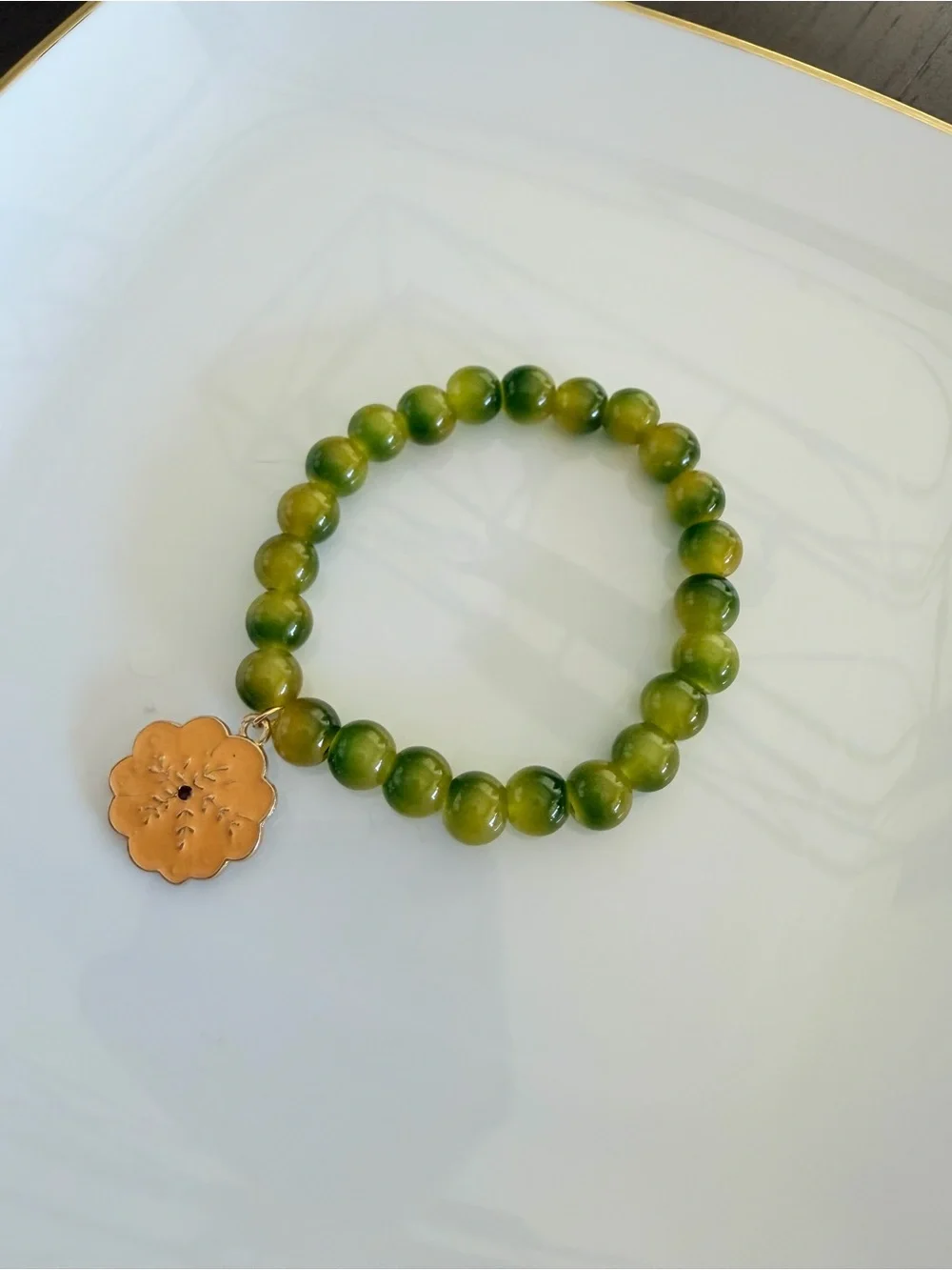 Handmade chic green
